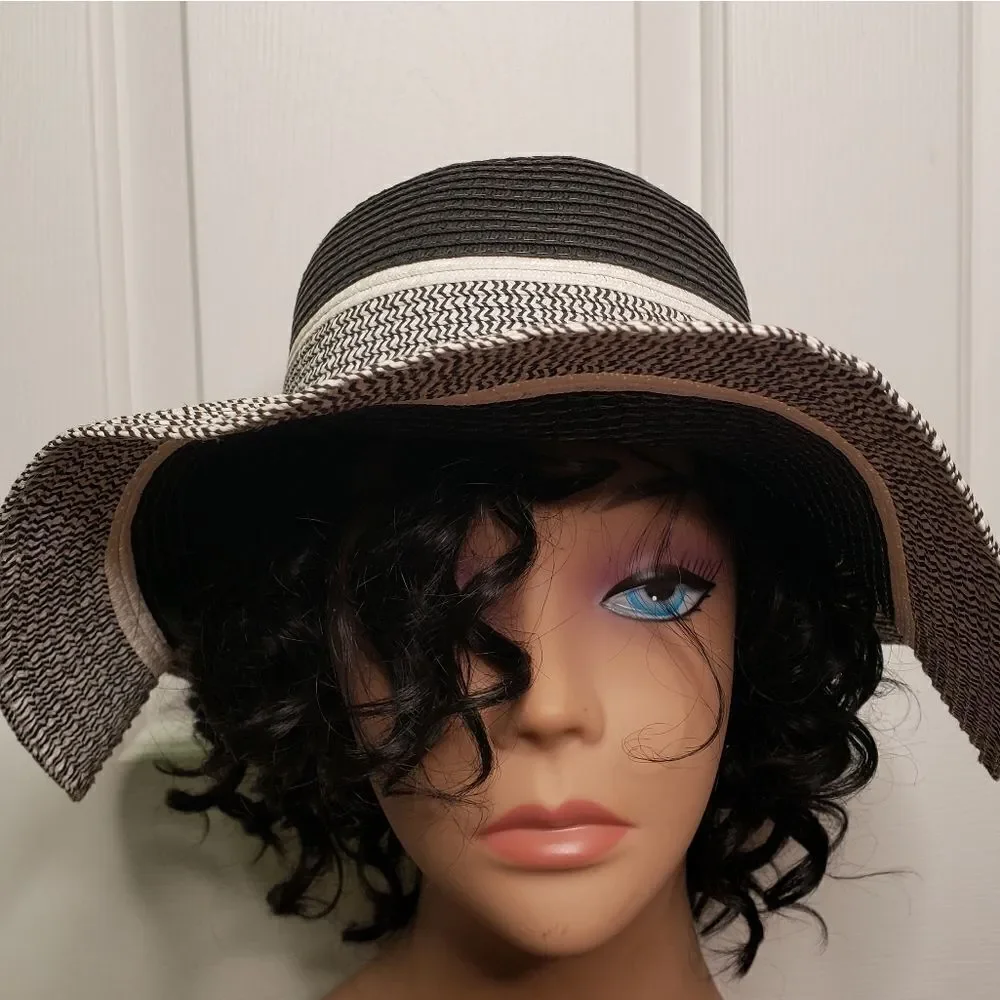 Floppy Paper Sun Hat